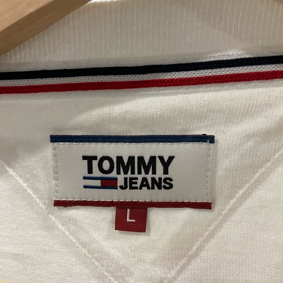 Tommy Hilfiger T-shirts L - Picture 3 of 3